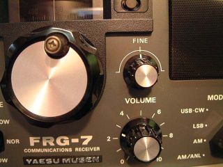 Yaesu Musen FRG-7 Shortwave Communications Receiver